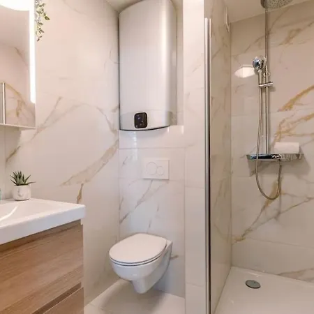 Appartement Comfortabel In Centrum Vlakbij Ostende