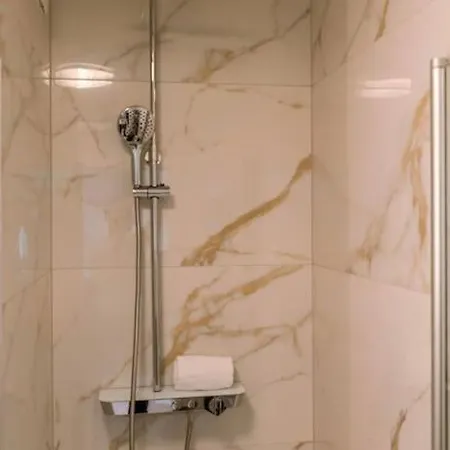 Comfortabel In Centrum Vlakbij Apartamento *